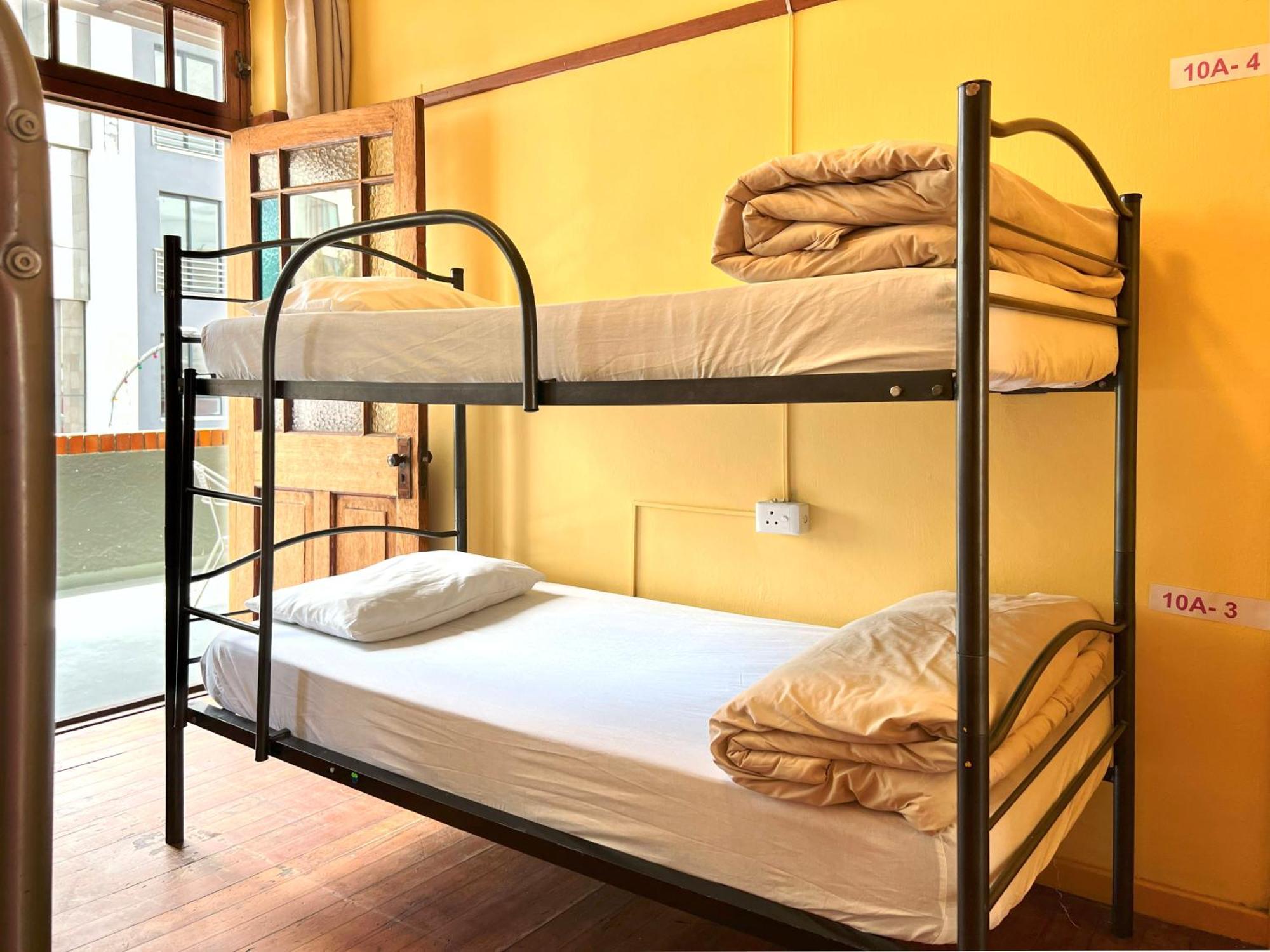 Long Street Backpackers (Adults Only) Hostel Cape Town Bagian luar foto