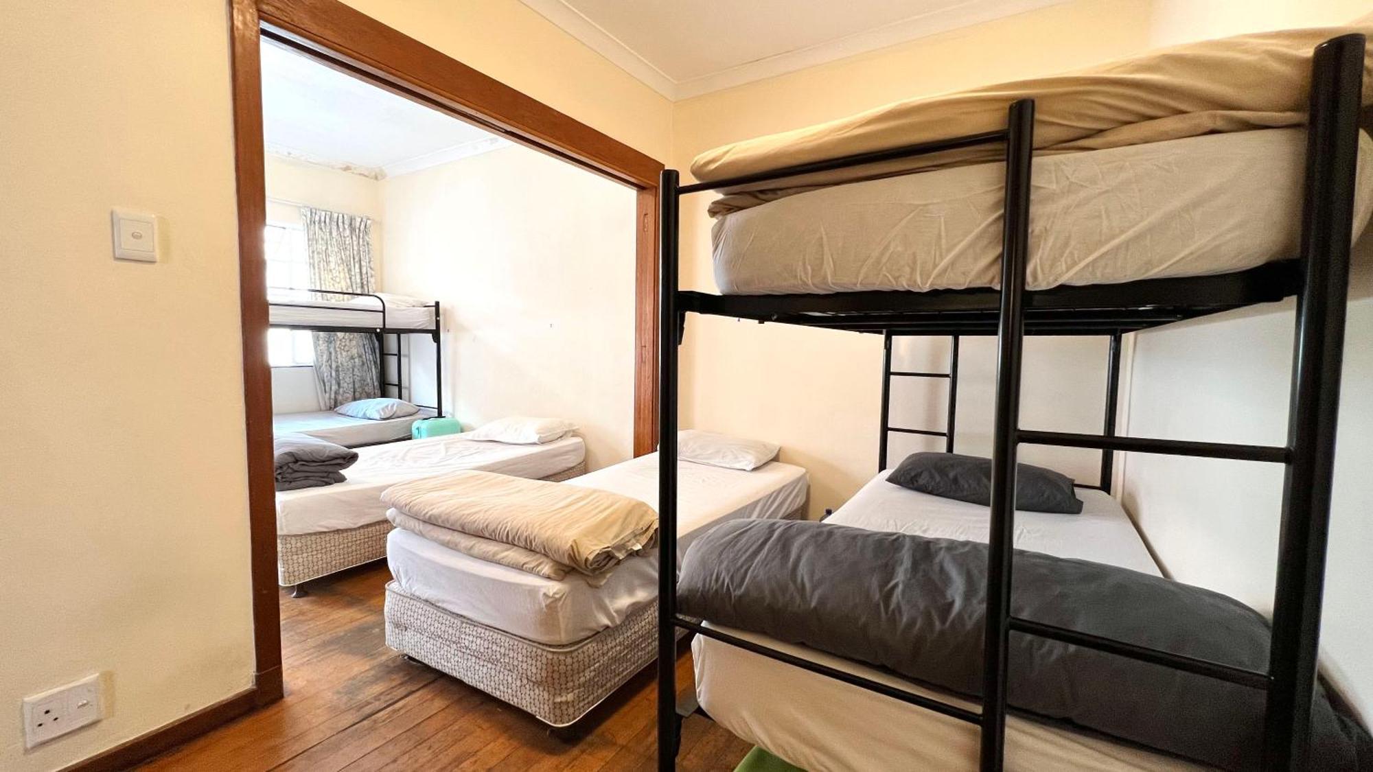 Long Street Backpackers (Adults Only) Hostel Cape Town Ruang foto