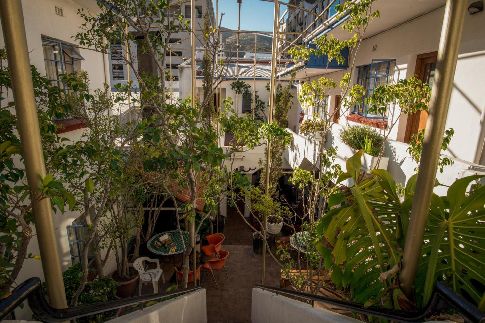 Long Street Backpackers (Adults Only) Hostel Cape Town Bagian luar foto